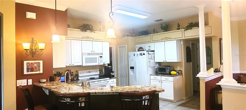 Recently Sold: $282,000 (2 beds, 2 baths, 1450 Square Feet)