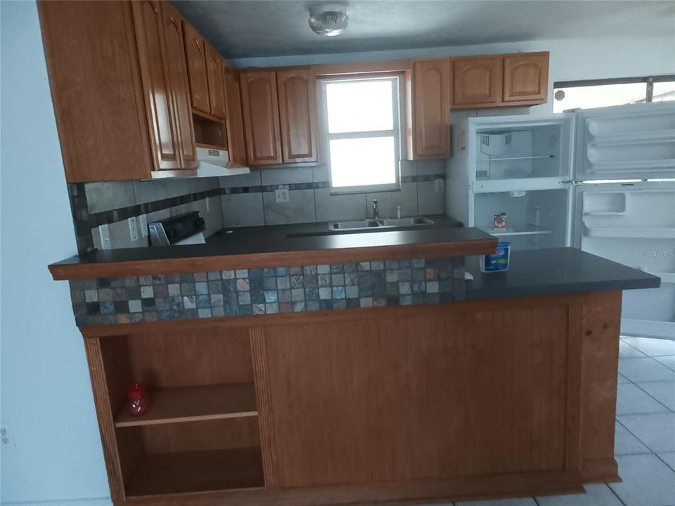 Recently Sold: $129,000 (2 beds, 1 baths, 758 Square Feet)
