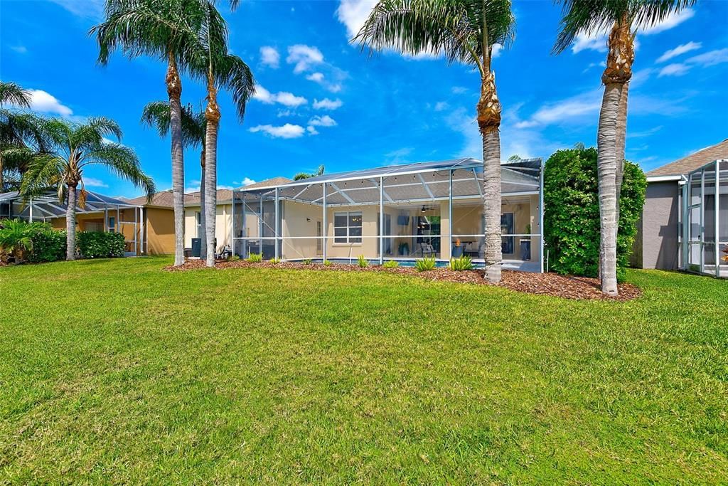 Recently Sold: $815,000 (4 beds, 3 baths, 2356 Square Feet)