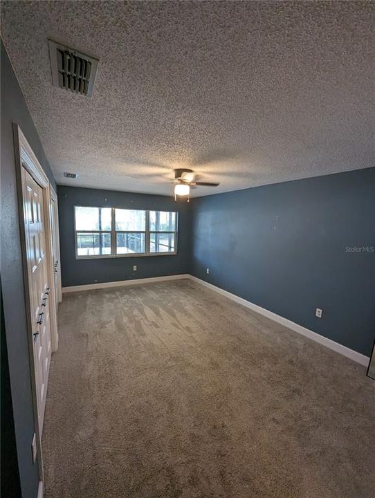 Active With Contract: $337,500 (2 beds, 2 baths, 1201 Square Feet)