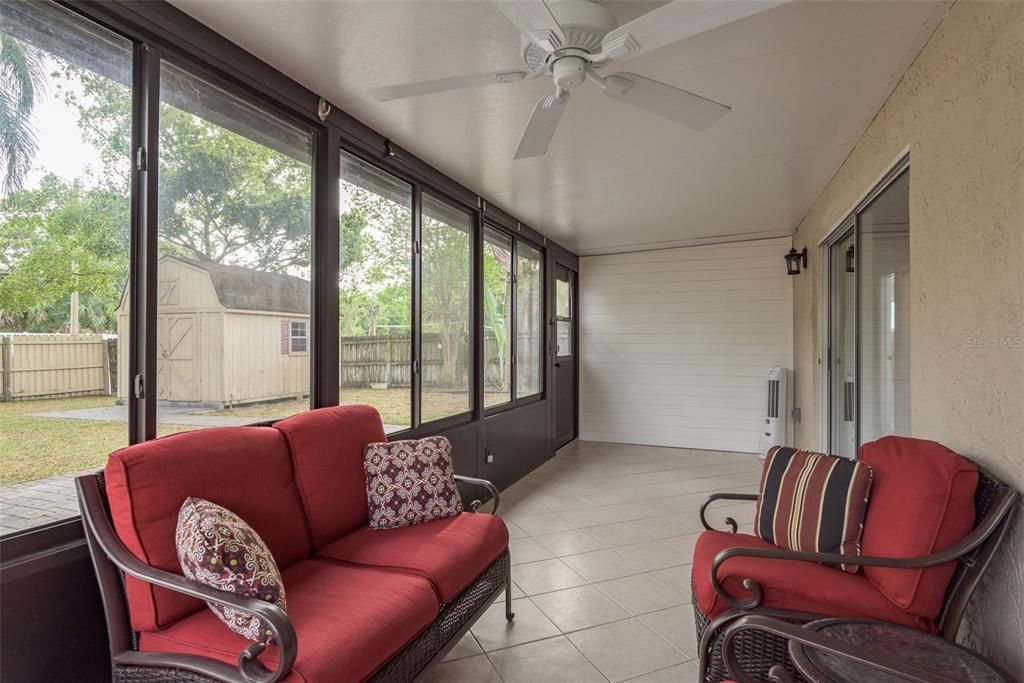 Active With Contract: $424,900 (3 beds, 2 baths, 1410 Square Feet)