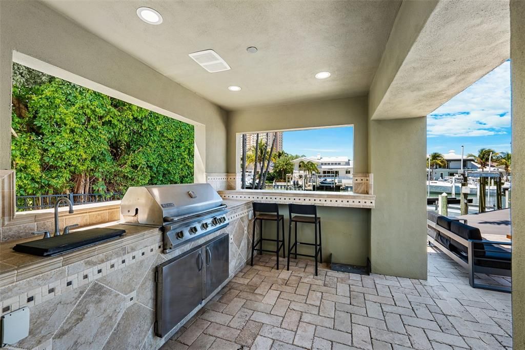 For Sale: $2,750,000 (4 beds, 4 baths, 3732 Square Feet)