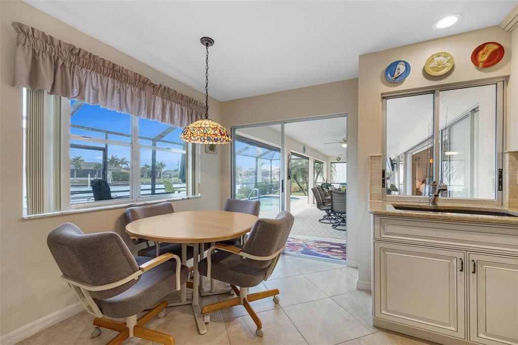 Recently Sold: $699,000 (3 beds, 2 baths, 1740 Square Feet)