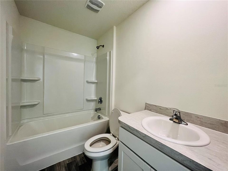 最近租的: $1,850 (2 贝兹, 2 浴室, 1239 平方英尺)