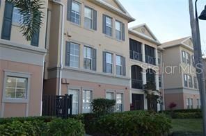 Recently Rented: $1,900 (2 beds, 2 baths, 1161 Square Feet)