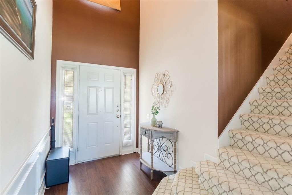 Active With Contract: $2,599 (3 beds, 2 baths, 1666 Square Feet)