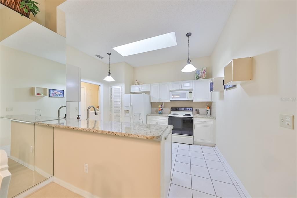 For Sale: $235,000 (2 beds, 2 baths, 1125 Square Feet)