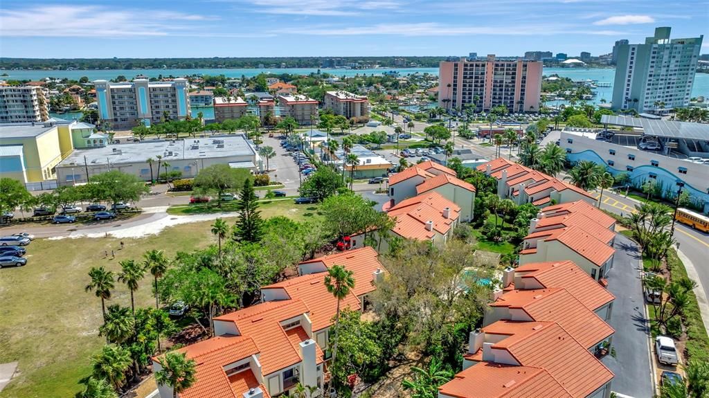 For Sale: $550,000 (3 beds, 2 baths, 2062 Square Feet)