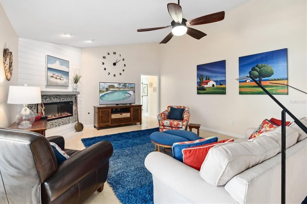 Active With Contract: $1,075,000 (4 beds, 3 baths, 3210 Square Feet)