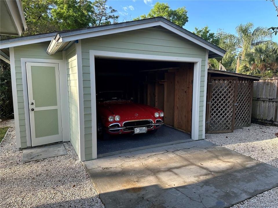 One Car Detached Garage