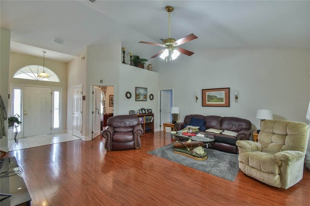 Active With Contract: $370,000 (4 beds, 2 baths, 2169 Square Feet)