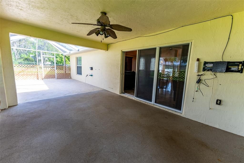 Recently Sold: $249,000 (3 beds, 2 baths, 1690 Square Feet)