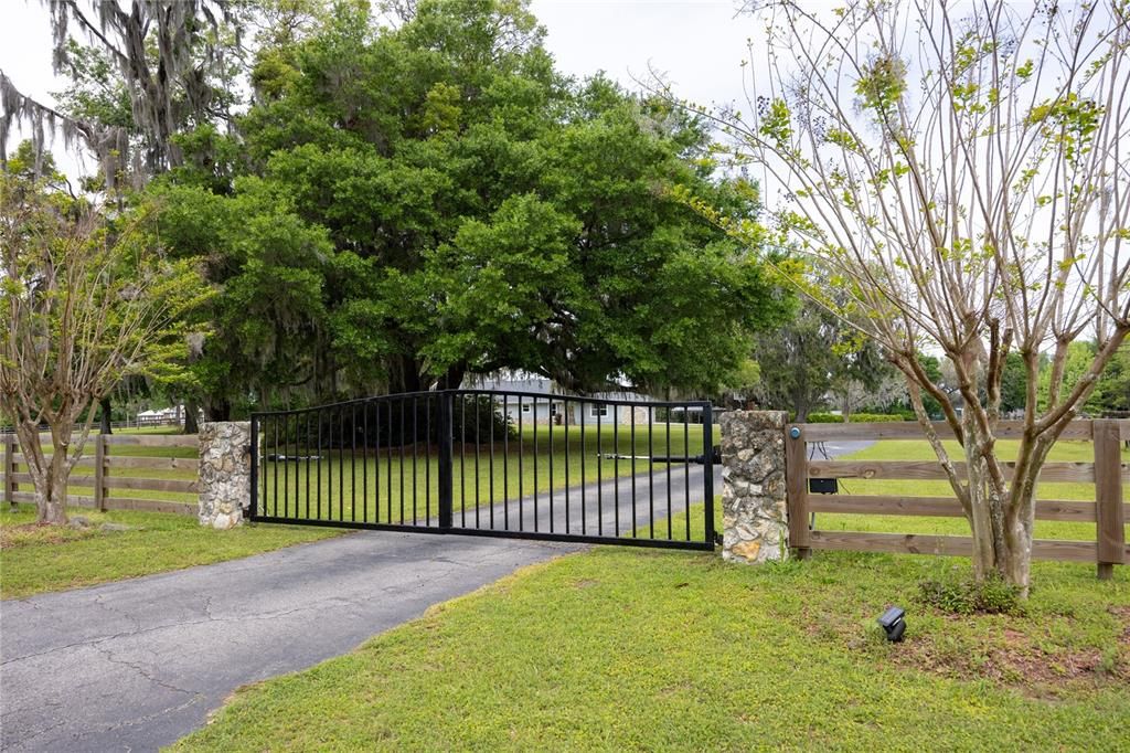 Active With Contract: $799,000 (4 beds, 3 baths, 3090 Square Feet)