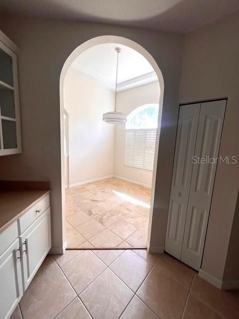 Recently Rented: $1,900 (3 beds, 2 baths, 1702 Square Feet)