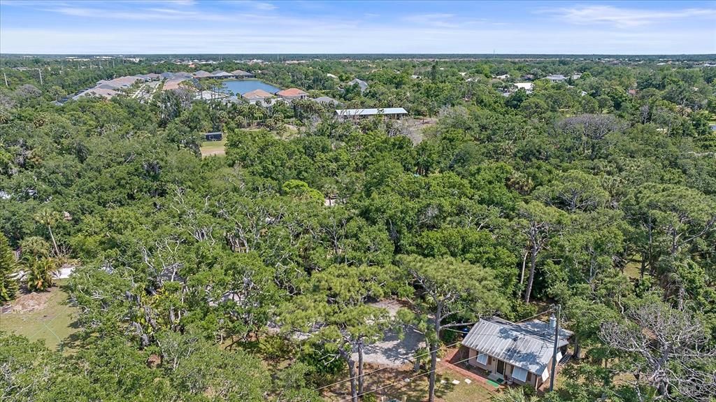 Active With Contract: $800,000 (4 beds, 3 baths, 2522 Square Feet)