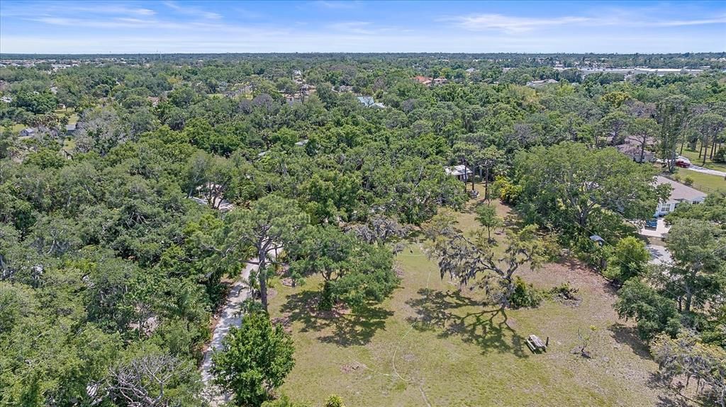 Active With Contract: $800,000 (4 beds, 3 baths, 2522 Square Feet)