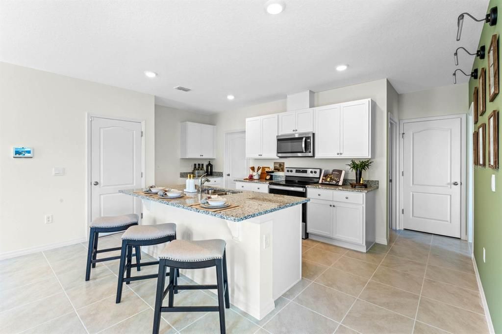 Active With Contract: $347,499 (5 beds, 3 baths, 2447 Square Feet)