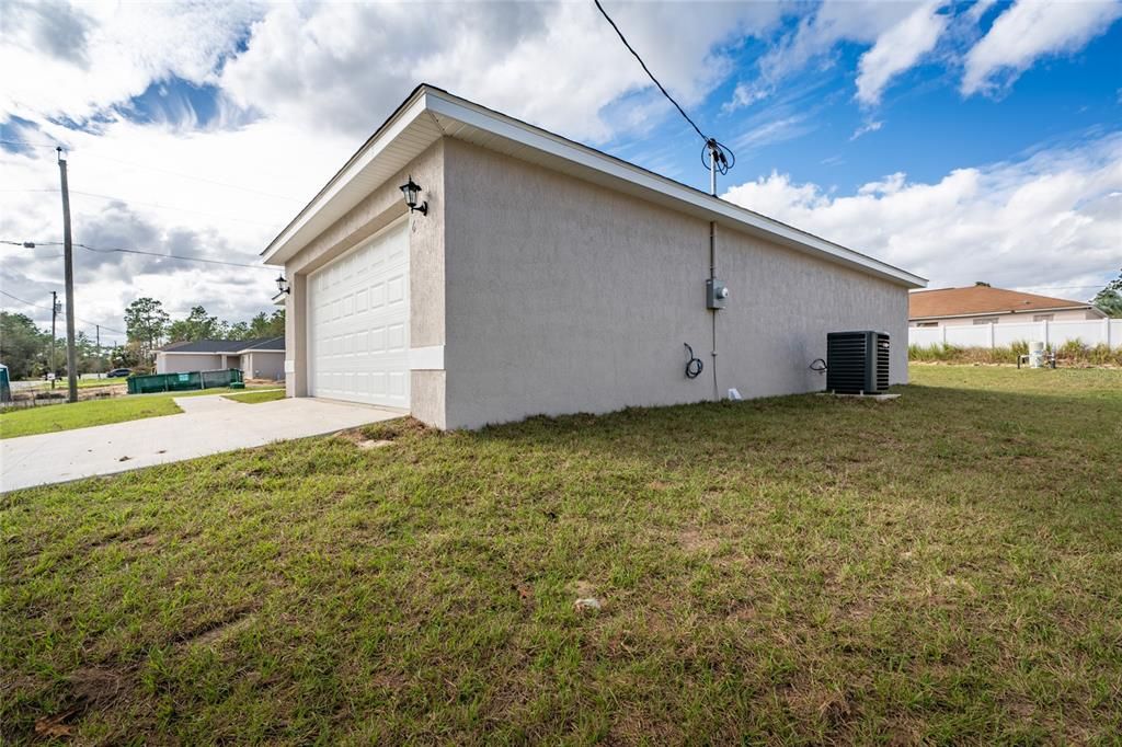 Active With Contract: $257,500 (3 beds, 2 baths, 1337 Square Feet)