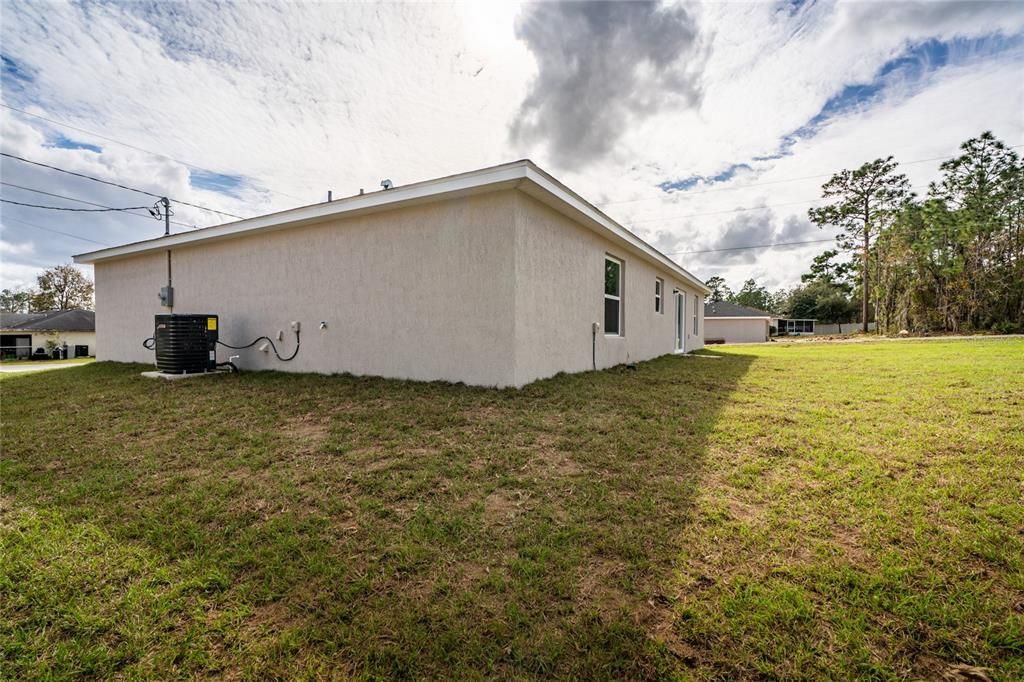 Active With Contract: $257,500 (3 beds, 2 baths, 1337 Square Feet)