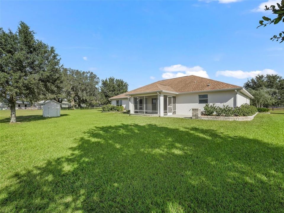 For Sale: $1,800,000 (3 beds, 2 baths, 2453 Square Feet)