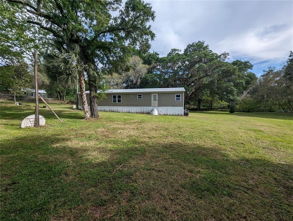 Active With Contract: $160,000 (3 beds, 2 baths, 1344 Square Feet)