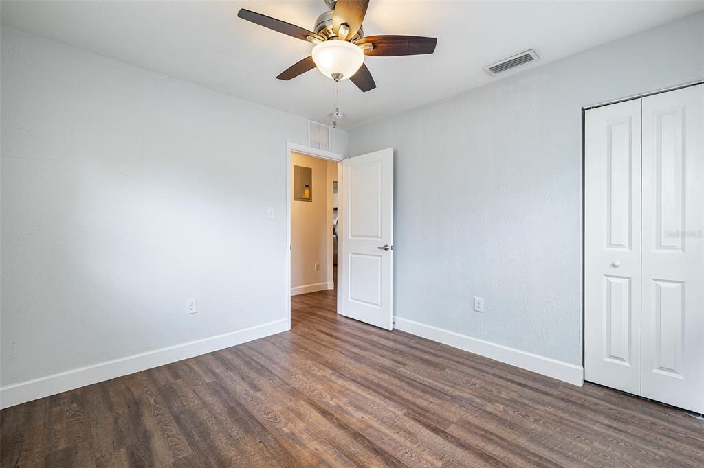 Active With Contract: $2,895 (3 beds, 2 baths, 1454 Square Feet)