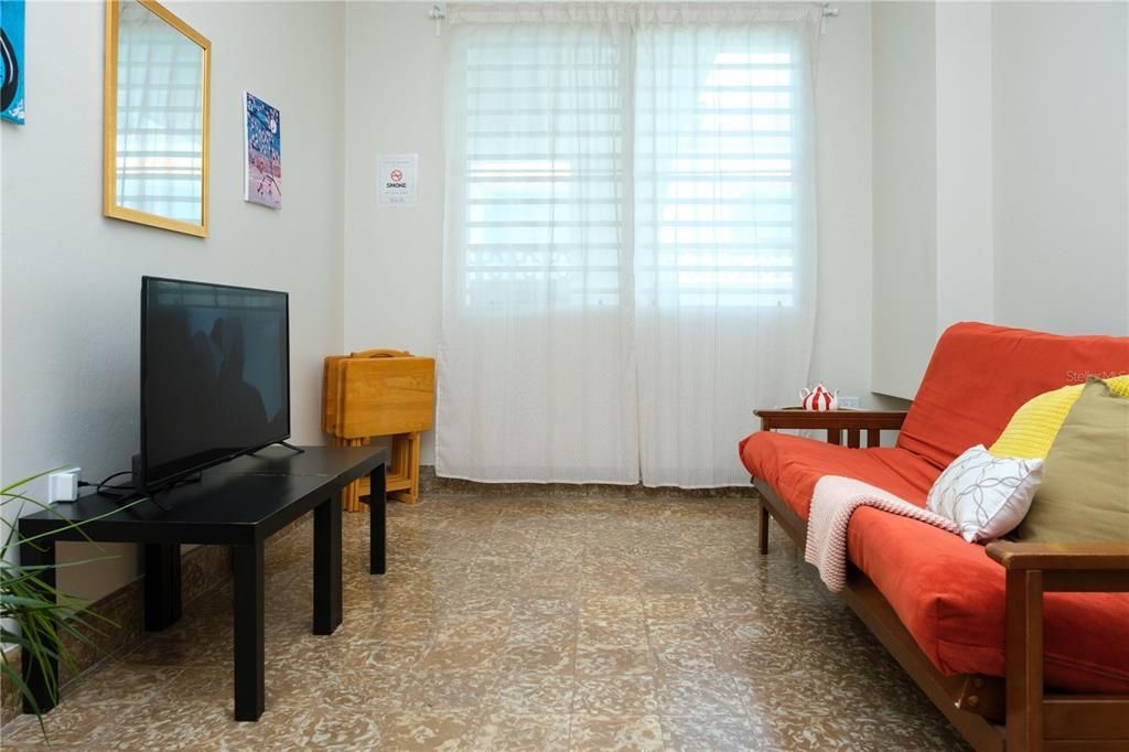 Vendido Recientemente: $750,000 (14 camas, 7 baños, 1467 Pies cuadrados)