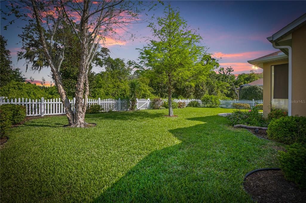 Active With Contract: $465,000 (3 beds, 2 baths, 1845 Square Feet)