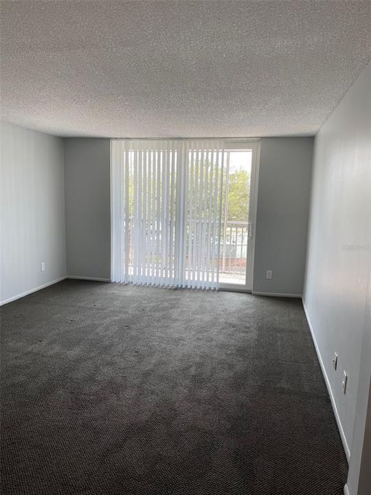 For Rent: $1,500 (1 beds, 1 baths, 714 Square Feet)