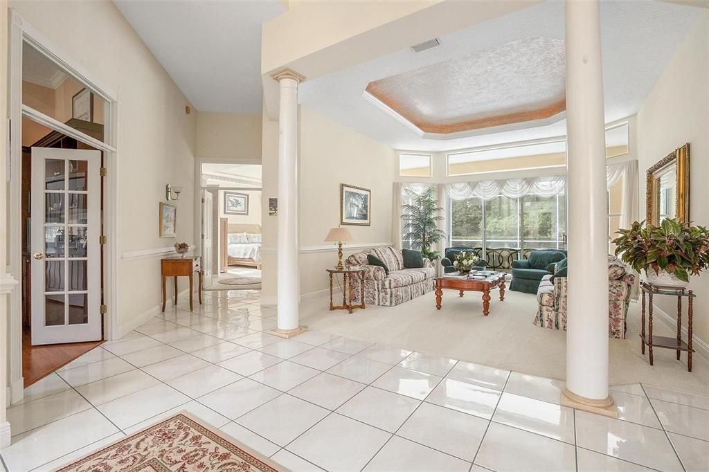 Living Room overlooking pool