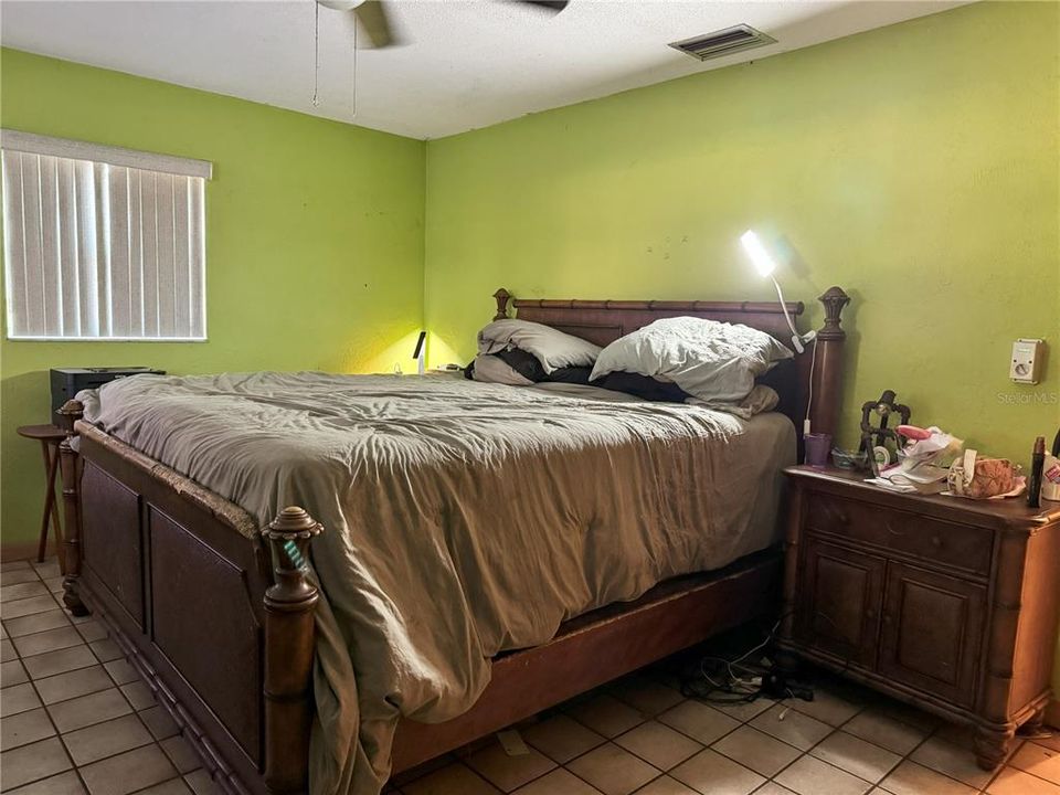 En Venta: $270,000 (3 camas, 2 baños, 1536 Pies cuadrados)