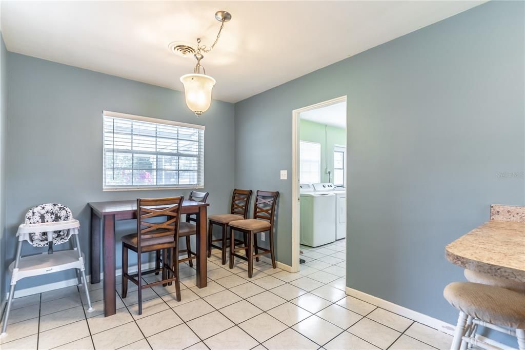 Recently Sold: $309,900 (2 beds, 2 baths, 1396 Square Feet)