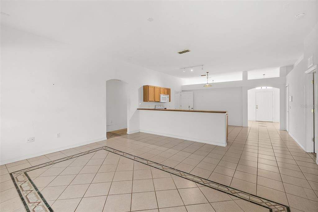 Active With Contract: $310,000 (4 beds, 2 baths, 2093 Square Feet)