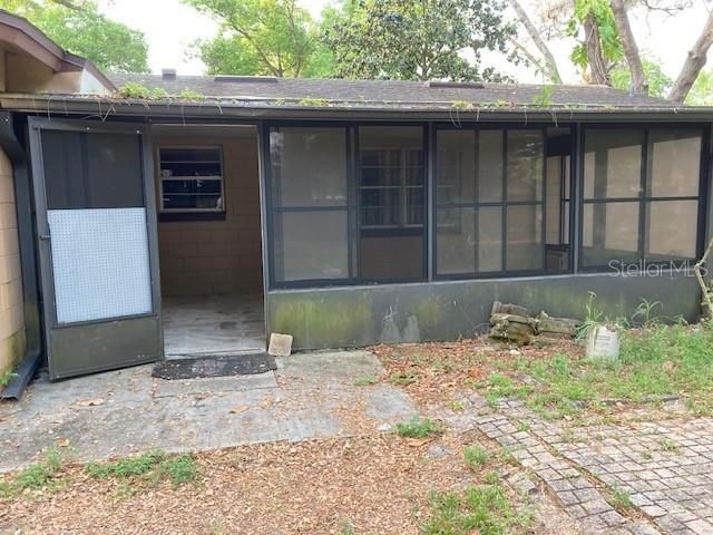 Recently Sold: $320,000 (3 beds, 2 baths, 1493 Square Feet)