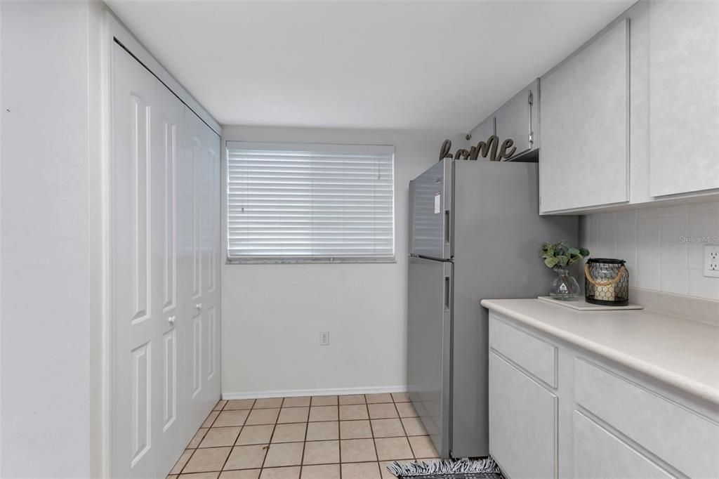 For Sale: $189,900 (2 beds, 2 baths, 1064 Square Feet)
