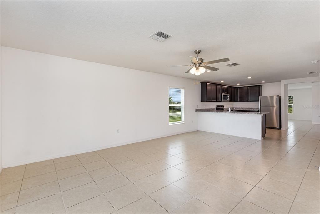 For Sale: $359,900 (4 beds, 2 baths, 1842 Square Feet)