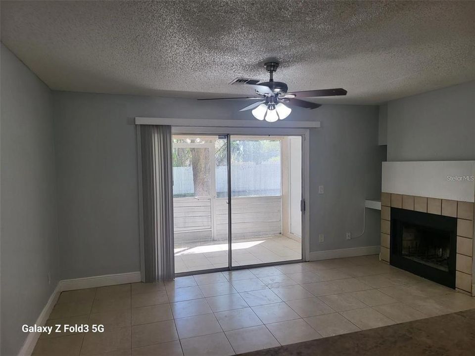 For Sale: $195,000 (2 beds, 2 baths, 1270 Square Feet)