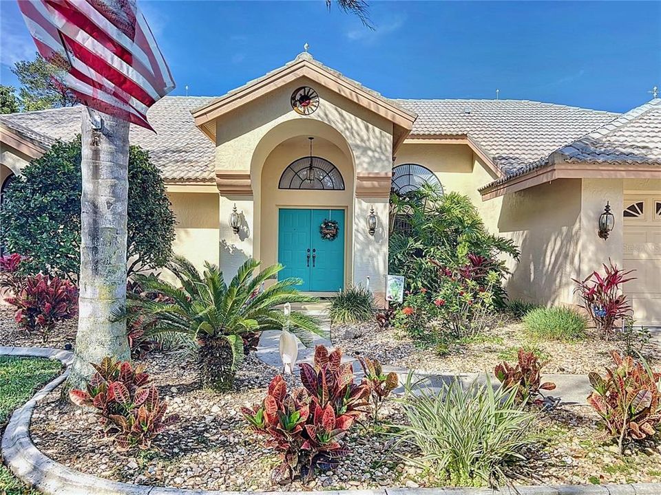 Active With Contract: $585,000 (4 beds, 3 baths, 2852 Square Feet)