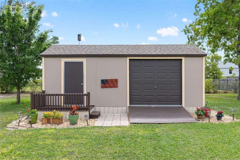 Active With Contract: $435,000 (3 beds, 2 baths, 2292 Square Feet)
