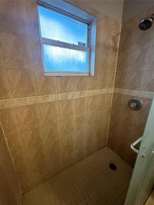 最近租的: $1,600 (3 贝兹, 2 浴室, 1360 平方英尺)
