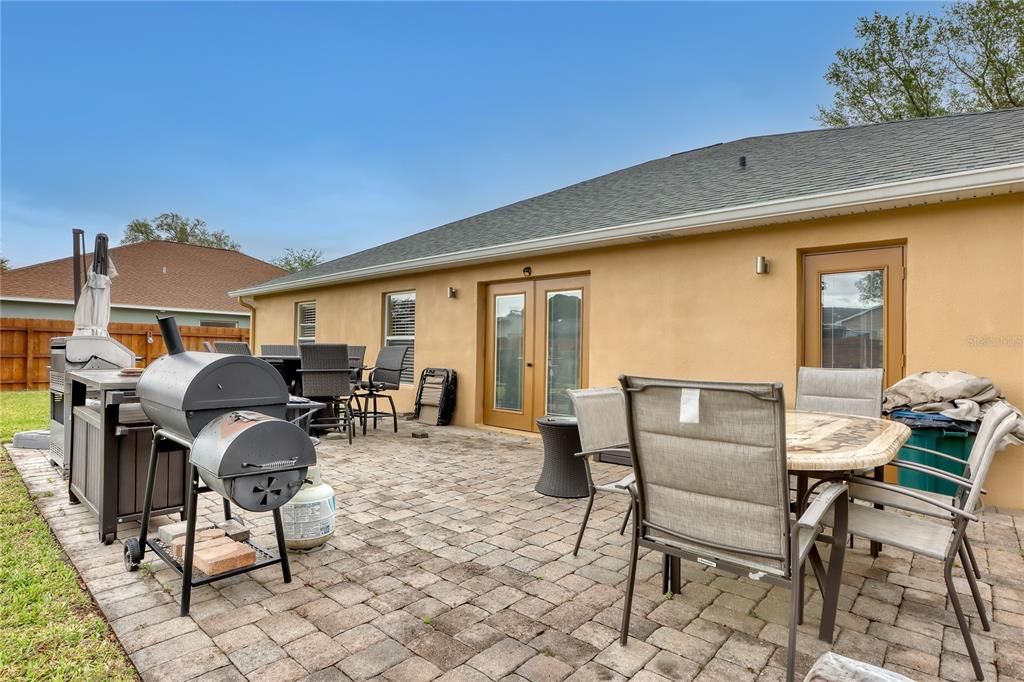 Active With Contract: $375,000 (4 beds, 2 baths, 1962 Square Feet)