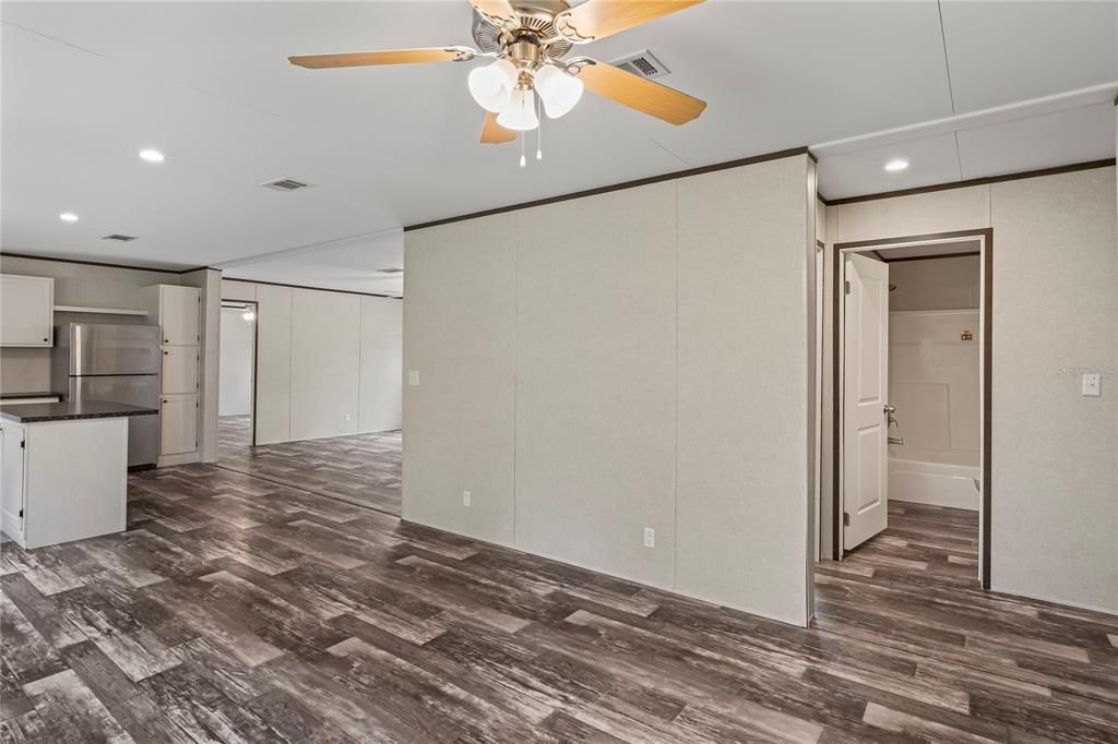 Active With Contract: $249,900 (4 beds, 2 baths, 1493 Square Feet)