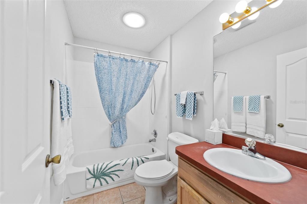 待售: $369,900 (3 贝兹, 2 浴室, 1906 平方英尺)