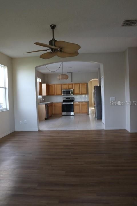 Active With Contract: $447,500 (4 beds, 2 baths, 2032 Square Feet)