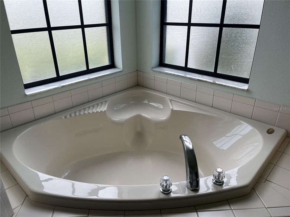 Недавно продано: $489,900 (3 спален, 2 ванн, 2030 Квадратных фут)