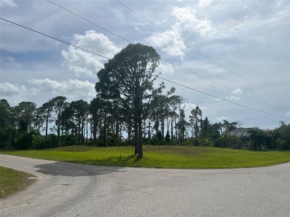 Vendido Recientemente: $48,000 (0.23 acres)