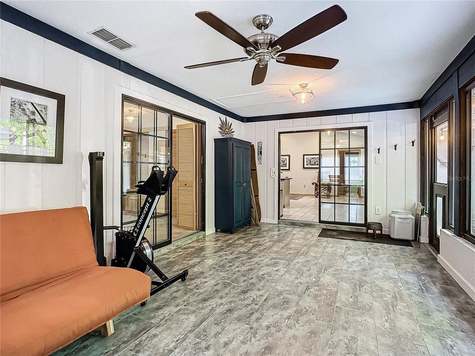Active With Contract: $435,000 (4 beds, 2 baths, 2336 Square Feet)