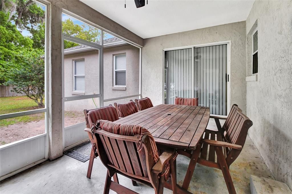 For Sale: $450,000 (4 beds, 2 baths, 2091 Square Feet)