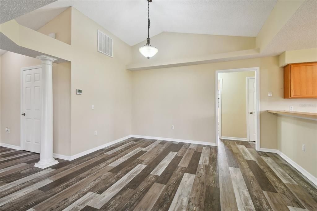 Active With Contract: $379,000 (3 beds, 2 baths, 1615 Square Feet)