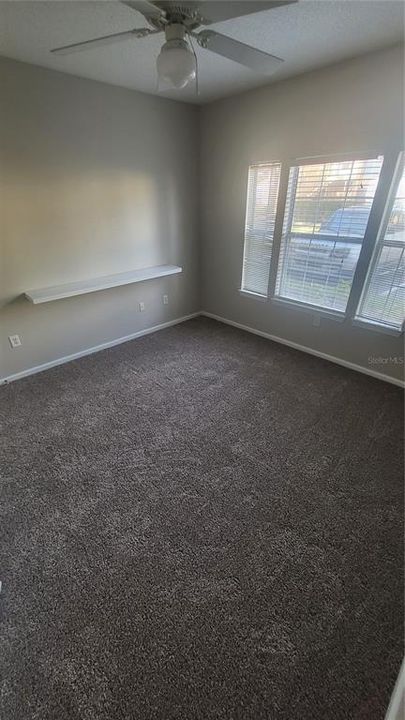 Active With Contract: $1,595 (1 beds, 1 baths, 790 Square Feet)